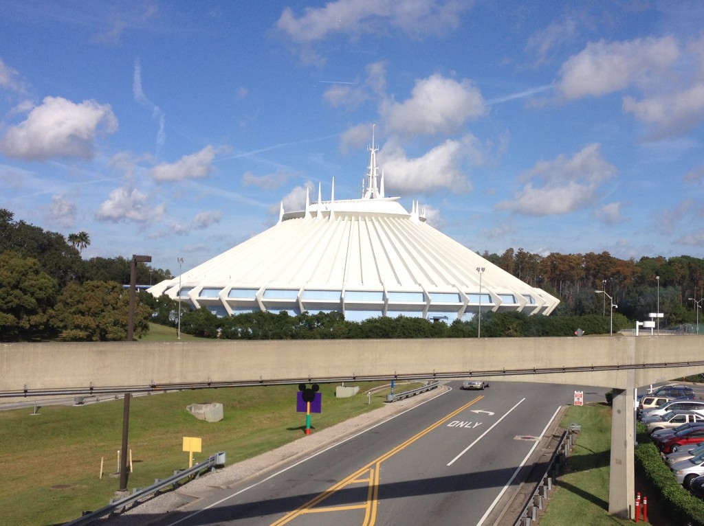 space mountain desde el monorriel